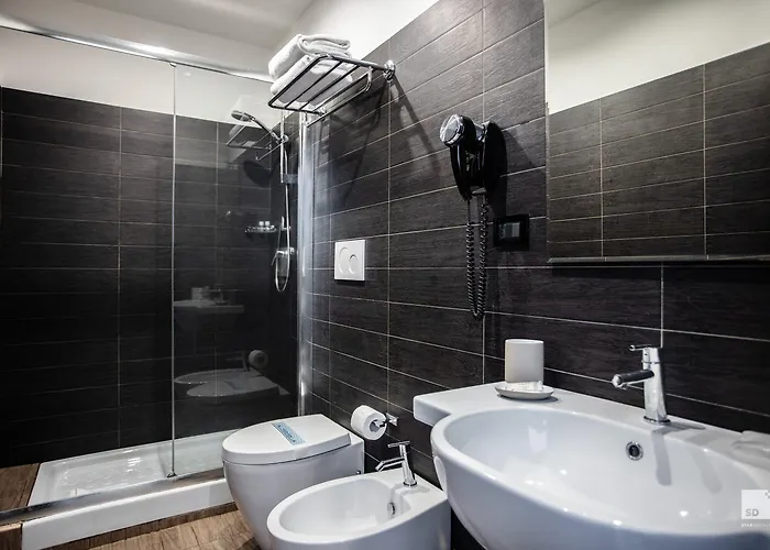 Boutique Nazionale 3* Roma
